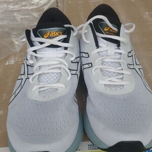 Asics Mens- Gel Exite 9- Size 13- Likenew